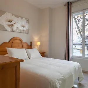 Cerca Del Alcázar Con Garaje Privado , Sevilla España